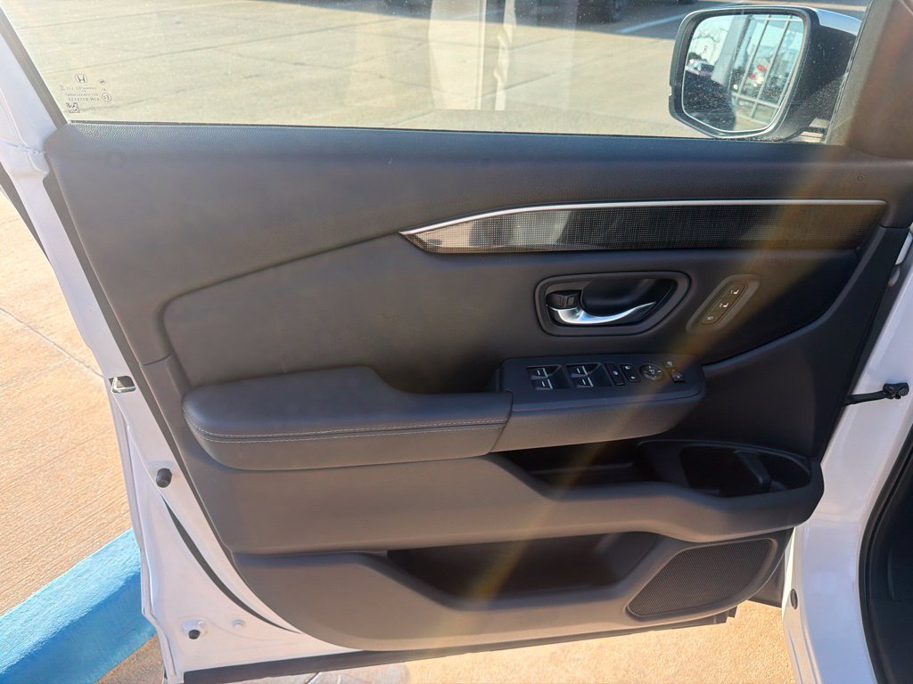 Used 2023 Honda Pilot Elite image 16