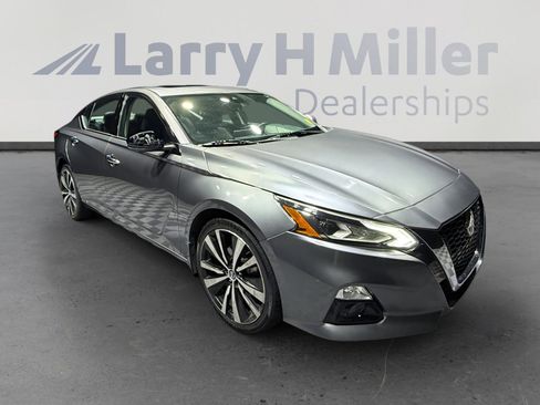 Used 2021 Nissan Altima 2.5 Platinum image 7