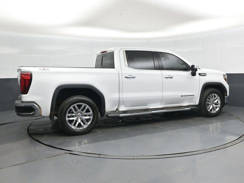 Used 2020 GMC Sierra 1500 SLT image 2