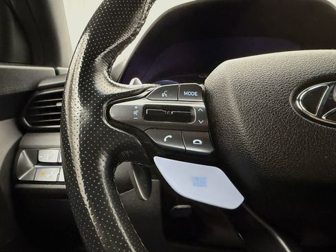 Used 2022 Hyundai Veloster N image 12