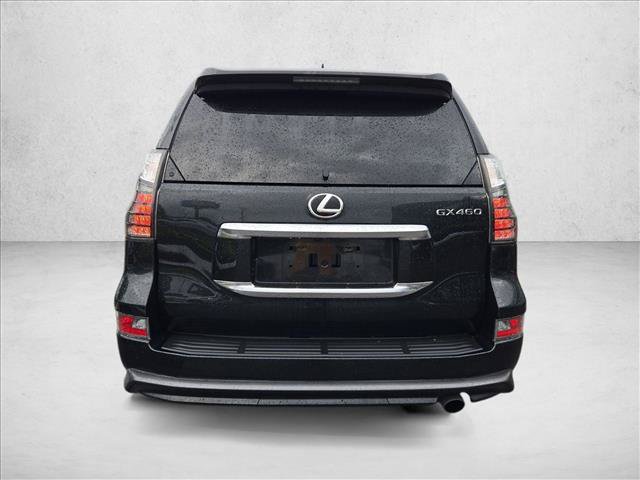 Used 2023 Lexus GX 460 Premium w/ Accessory Package AWD/4WD image 6