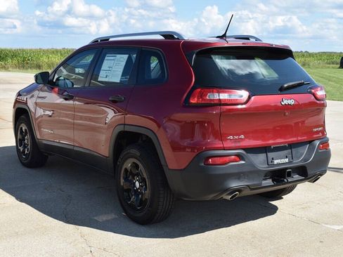 Used 2014 Jeep Cherokee Sport w/ Trailer Tow Group AWD/4WD image 5