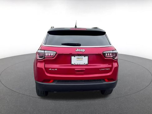 Used 2025 Jeep Compass Limited AWD/4WD image 12