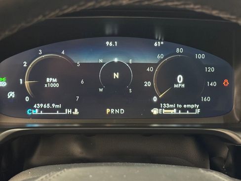 Used 2024 Lincoln Aviator AWD image 20