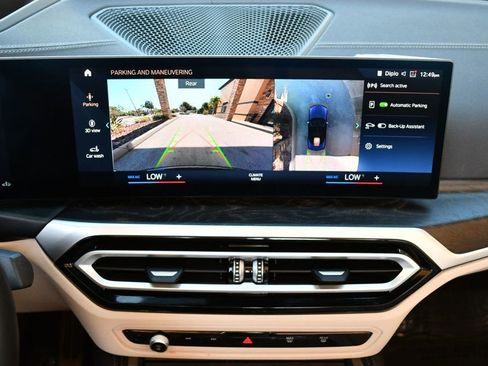 Used 2024 BMW M440i Convertible w/ Premium Package image 69