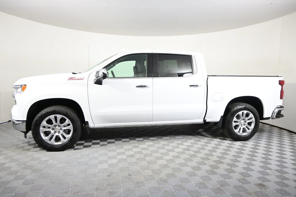 Used 2025 Chevrolet Silverado 1500 LTZ w/ LTZ Premium Package AWD/4WD image 2