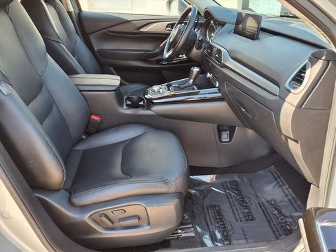 Used 2023 MAZDA CX-9 Touring image 9