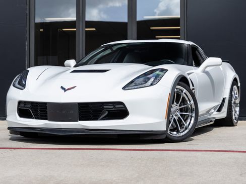 Used 2019 Chevrolet Corvette Grand Sport image 1