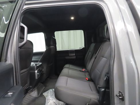 Used 2020 Ford F150 XLT w/ Equipment Group 302A Luxury AWD/4WD image 13