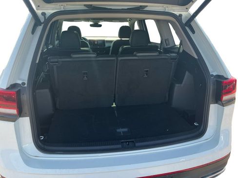 Used 2025 Volkswagen Atlas SE AWD/4WD image 22