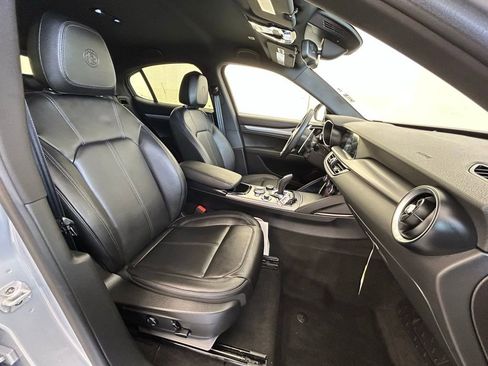 New 2025 Alfa Romeo Stelvio Sprint w/ Convenience Package image 11