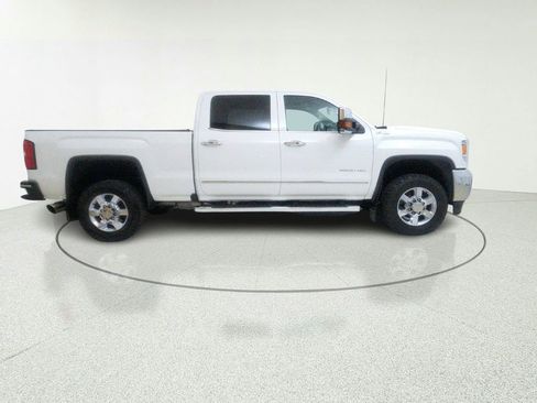 Used 2018 GMC Sierra 2500 SLT w/ Driver Alert Package AWD/4WD image 13