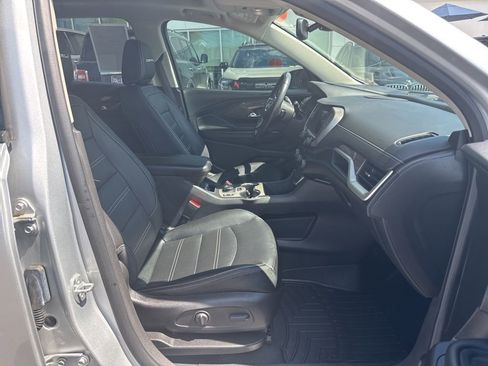 Used 2022 GMC Terrain Denali w/ Denali Premium Package AWD/4WD image 19