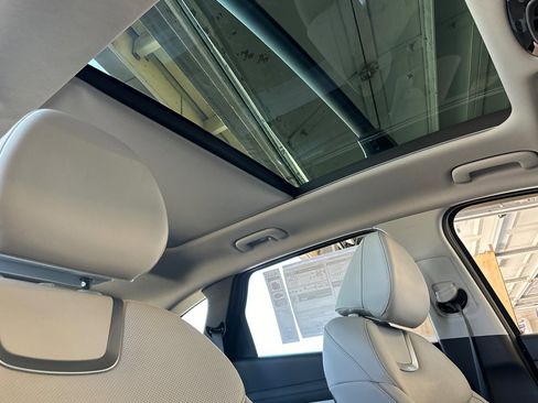 New 2026 Hyundai Tucson Limited AWD/4WD image 17