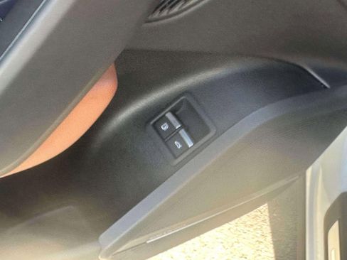 Used 2024 Audi Q5 e Premium Plus image 18