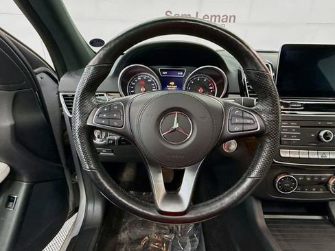 Used 2017 Mercedes-Benz GLS 450 4MATIC image 13