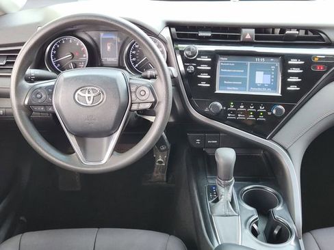 Used 2019 Toyota Camry LE image 25