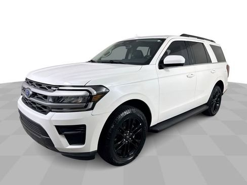 Used 2024 Ford Expedition XLT AWD/4WD image 1