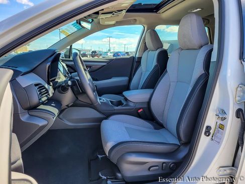 Certified 2025 Subaru Outback Premium w/ Popular Package #1A image 8