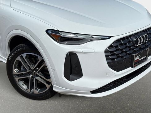 New 2025 Audi Q5 Premium image 22