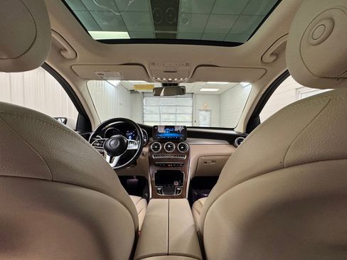 Used 2021 Mercedes-Benz GLC 300 image 21