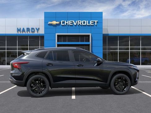 New 2026 Chevrolet Trax ACTIV w/ Driver Confidence Package FWD image 5