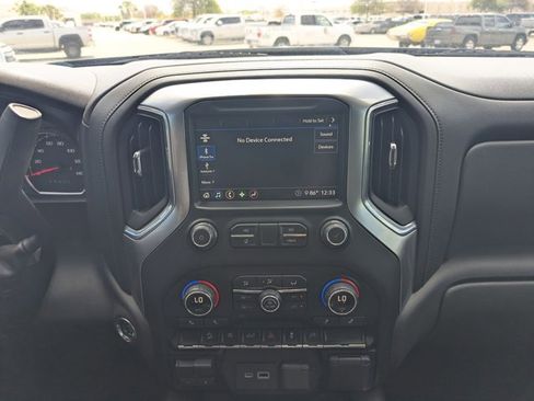 Used 2020 Chevrolet Silverado 1500 RST w/ Texas Edition image 12