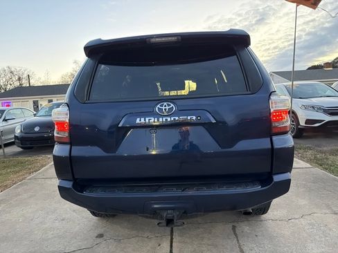 Used 2016 Toyota 4Runner SR5 image 9