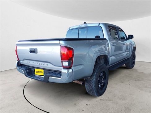 Used 2020 Toyota Tacoma SR5 image 5