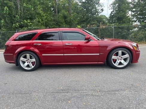 Used 2006 Dodge Magnum SRT8 w/ SRT Option Group III RWD image 12