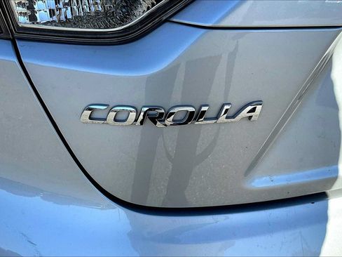 Used 2022 Toyota Corolla LE FWD image 27
