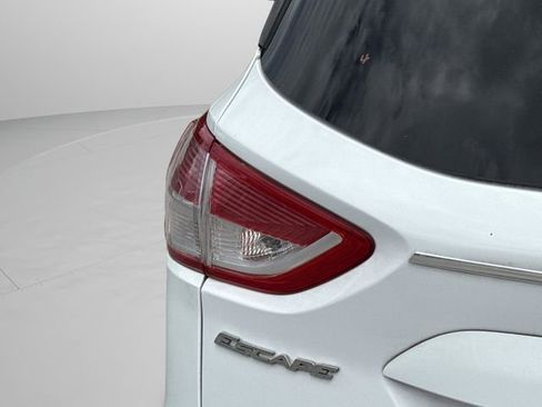 Used 2014 Ford Escape SE image 42
