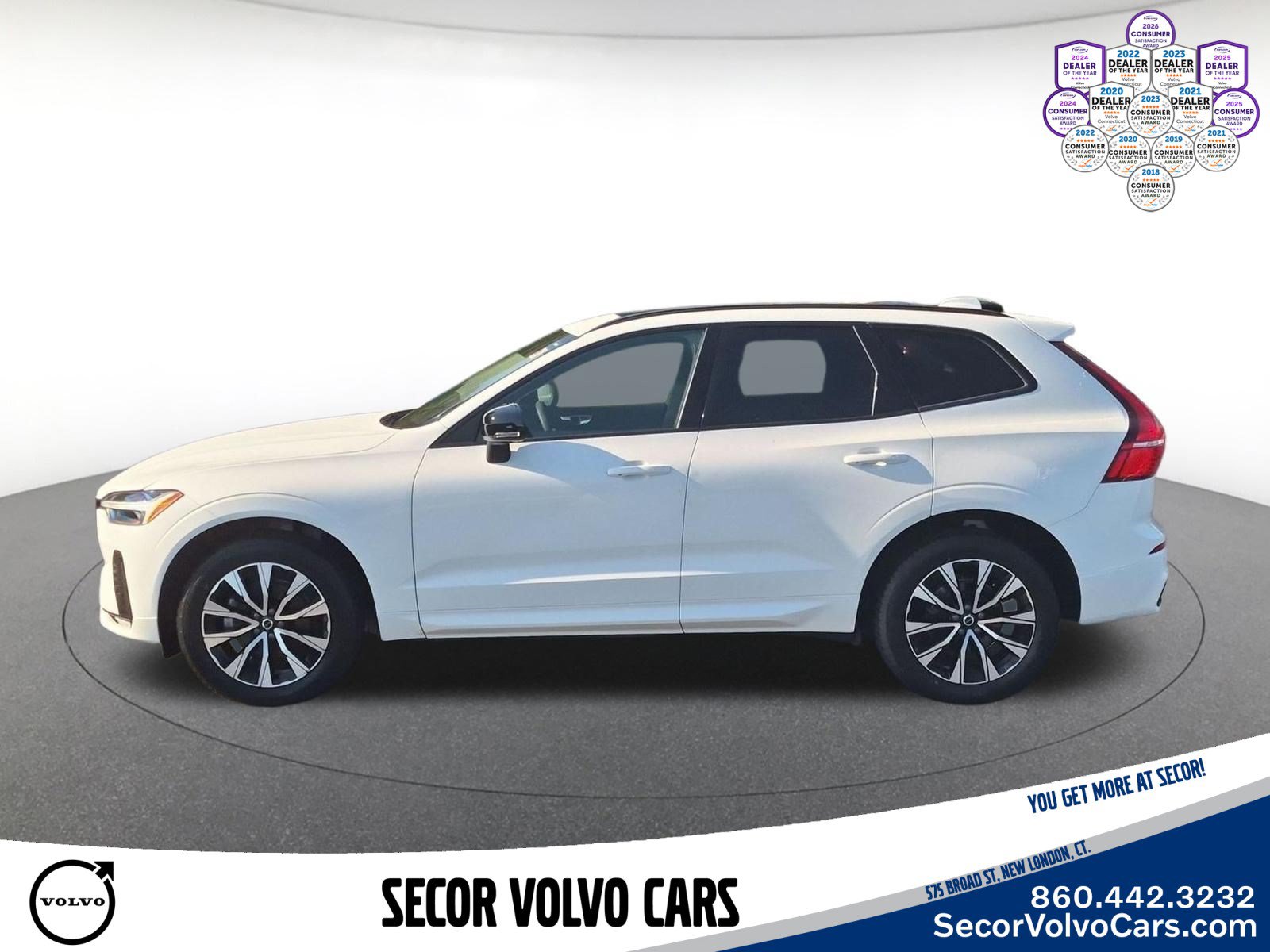 Used 2024 Volvo XC60 B5 Core w/ Protection Package Premier AWD/4WD image 9