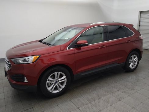 Used 2019 Ford Edge SEL w/ Equipment Group 201A FWD image 2