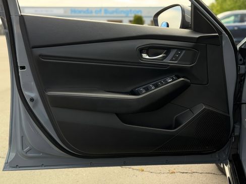 Used 2023 Honda Accord Touring image 12