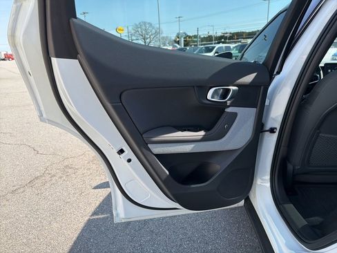 Used 2024 Polestar Polestar 2 image 15