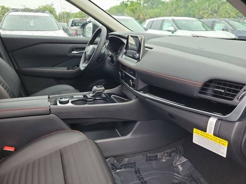 New 2026 Nissan Rogue SV w/ Rock Creek Premium Package AWD/4WD image 32