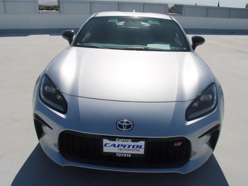 Used 2024 Toyota GR86 Premium RWD image 7