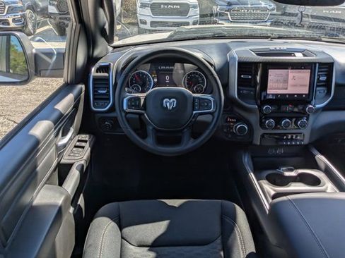 New 2026 RAM 1500 Express AWD/4WD image 16