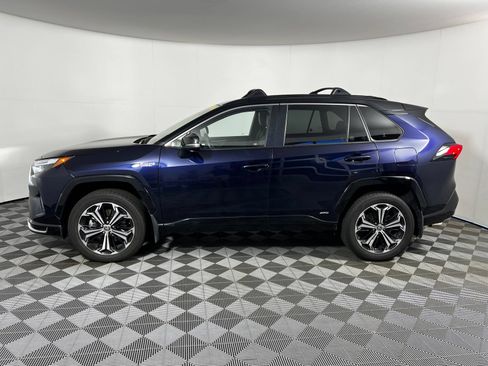 Used 2024 Toyota RAV4 XSE w/ Weather Package AWD/4WD image 8