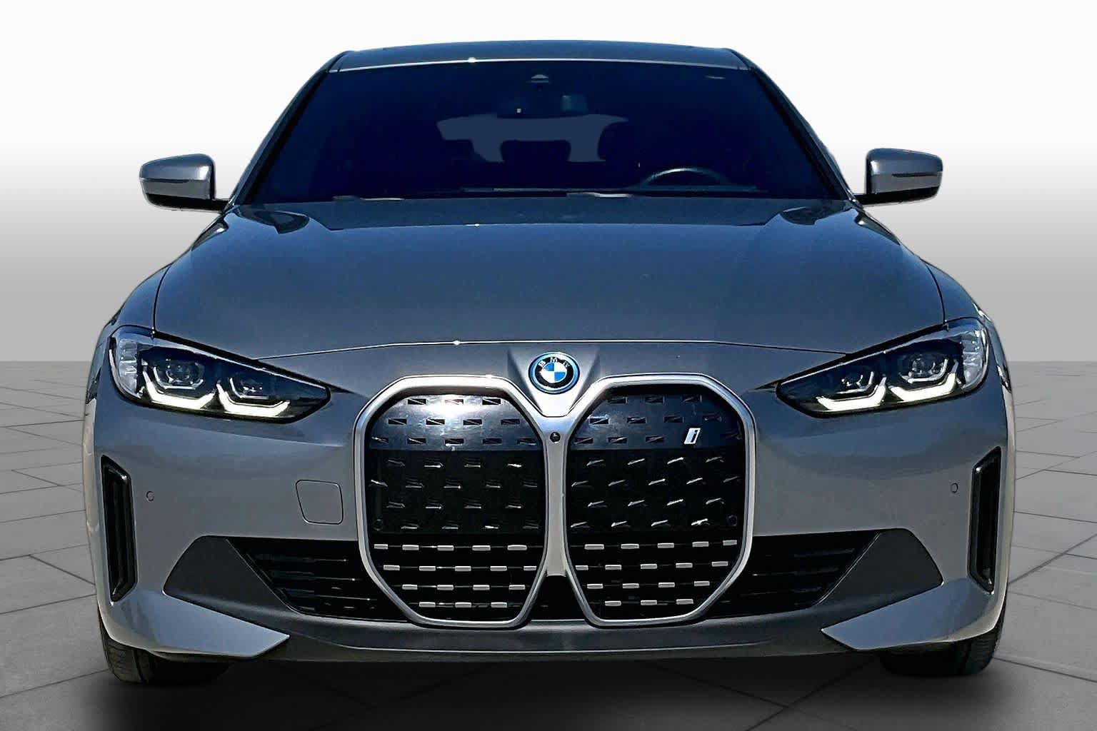Used 2024 BMW i4 eDrive35 w/ Premium Package RWD image 3
