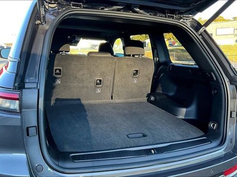 New 2025 Jeep Grand Cherokee Laredo X w/ Luxury Tech Group I image 16