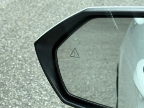 New 2025 Hyundai Elantra SE w/ Cargo Package image 16