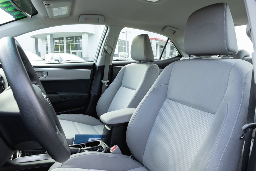 Used 2016 Toyota Corolla LE w/ Protection Package FWD image 8