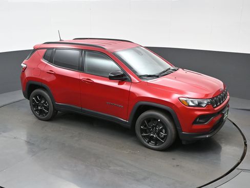New 2026 Jeep Compass Latitude AWD/4WD image 27