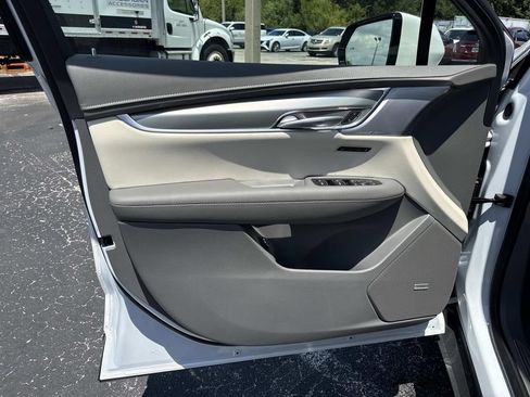 New 2026 Cadillac XT5 Premium Luxury w/ Driver Assist Package FWD image 17