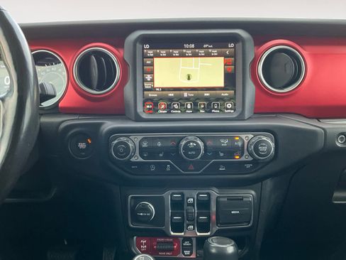Used 2021 Jeep Wrangler Unlimited Rubicon AWD/4WD image 12