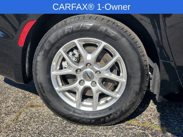 Used 2024 Chrysler Pacifica Touring-L FWD image 6