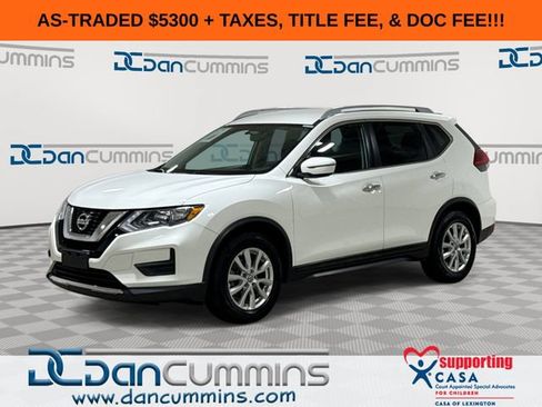 Used 2017 Nissan Rogue SV FWD image 1