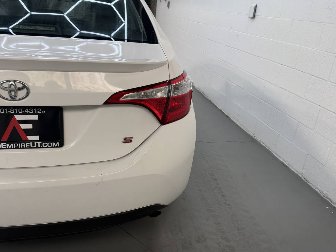 Used 2016 Toyota Corolla S FWD image 9